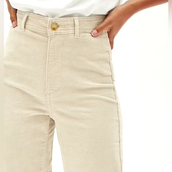 Everlane Pants - NWOT Everlane The Corduroy Relaxed Straight Leg Pant, Stone, 14